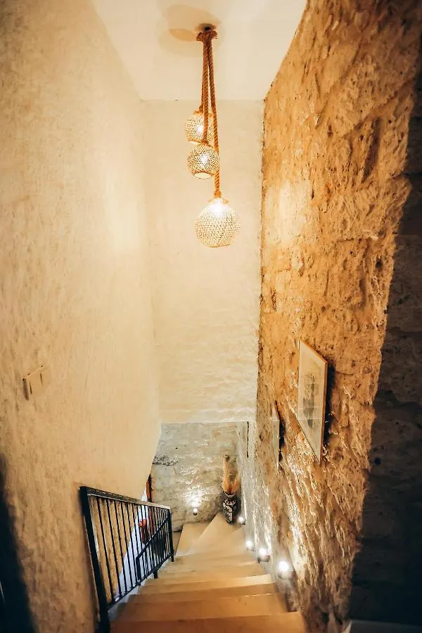 1881 Halil Efendi Otel Alaçatı Bed & Breakfast